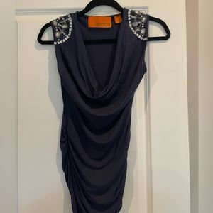 Bloomingdale’s navy blue fitted draped T-shirt with bead detail